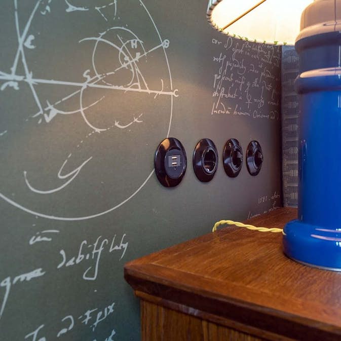 USB-ladduttag Hager Insats med 2st USB 3 A Serie 1930