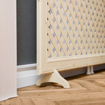 Fot Tass till Elementskydd Lundbergs Obehandlad Furu FCS