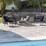 Loungegrupp Venture Home Leon, 2-Sits Soffa, 2 Fåtöljer & Bord - Inklusive Dynor