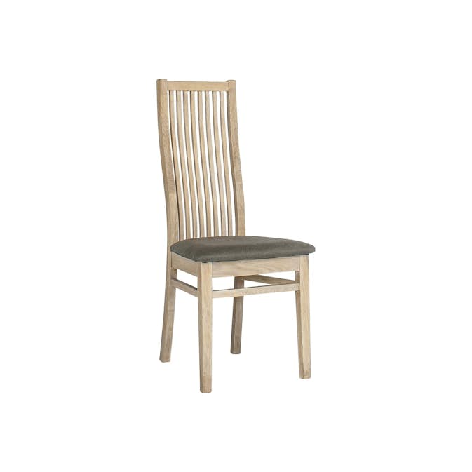 Matstol In Living Sandra