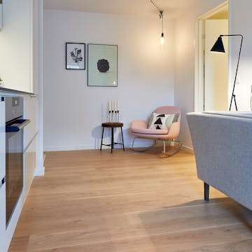 Parkettgolv Moland Burghley Wideplank Ek Vit Mattlack