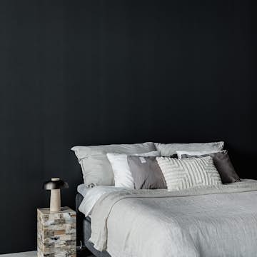 Designpanel Wood on wall Ek Svartbrunlackad