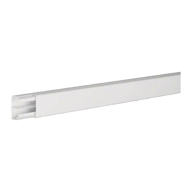 Matarkanal Hager LF 20 x 33 mm 2-fack PVC 2 meter Vit RAL 9016