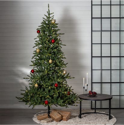 Julgran Star Trading Minnesota Plastgran 250 cm med LED 800 Ljus