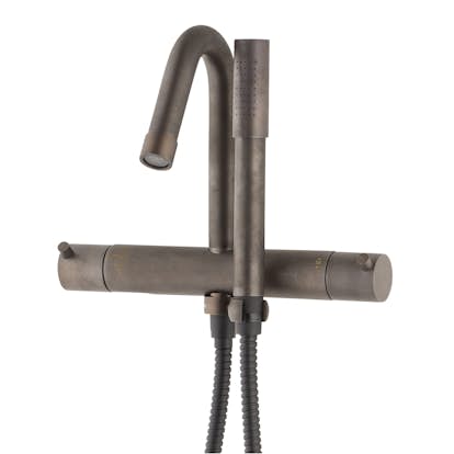 Badkarsblandare Mora Izzy Rustic med Handdusch