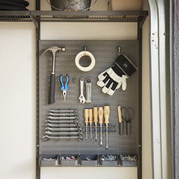 Fövaring Elfa Garage+ Set med Krokar och Boxar för Förvaringstavla