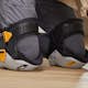 Knäskydd Toughbuilt GelFit Grip Thigh Support KP-G3R