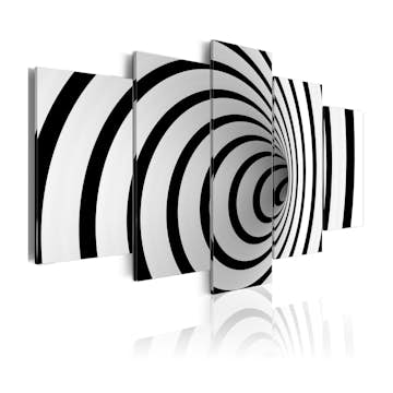 Tavla Arkiio A Black & White Hole