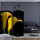 Rumsavdelare Arkiio Two Yellow Calla Flowers On A Black Background II 225x172 cm