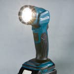 Lampa DML815 18V utan Batteri och Laddare