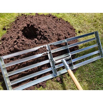 Dressraka Skånefrö Galvaniserat Stål, Räfsa