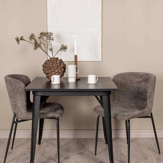 Matgrupp Venture Home Tempe med 2 Modesto Stolar