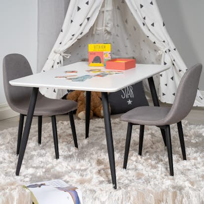 Barnmöbelgrupp Venture Home Polar med 2st Stolar