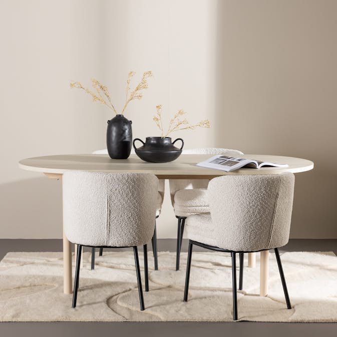 Matgrupp Venture Home Andy 180 med 4 st Agnes Stolar