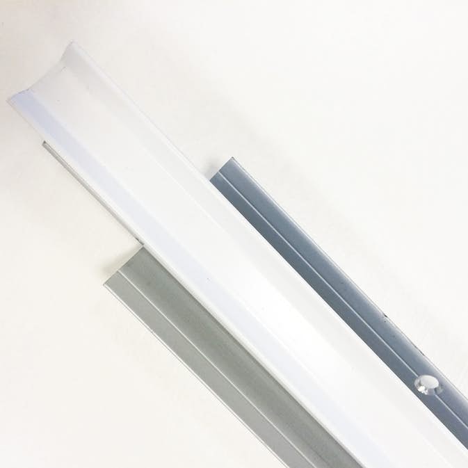 Invändig Hörnlist BerryAlloc Wall & Water 2,4 m Vit