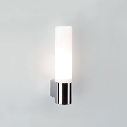 Lampett Astro Bari Vägglampa i Krom Dimbar