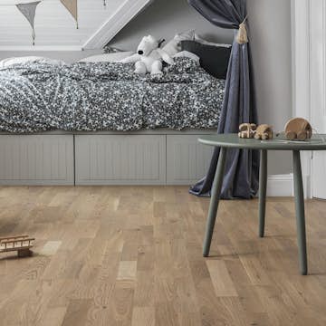 Trägolv Tarkett Shade Oak Soft Beige Tres, 3-Stavs Parkettgolv