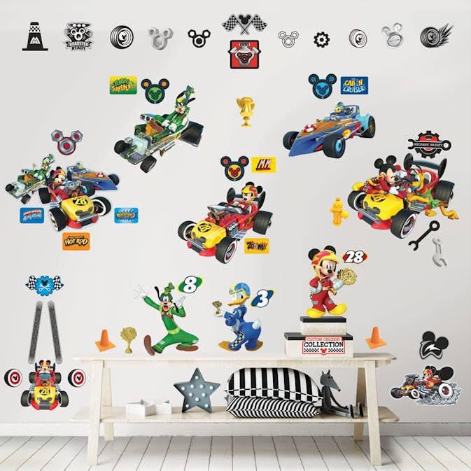Väggdekor Walltastic Disney Musse Piggs Racing Room