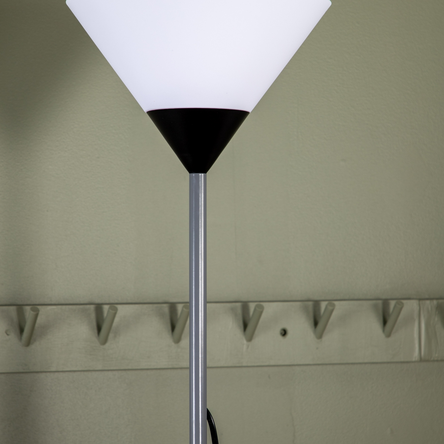 Batang -Floor Lamp - Pink/White Ljusgrå/Vit