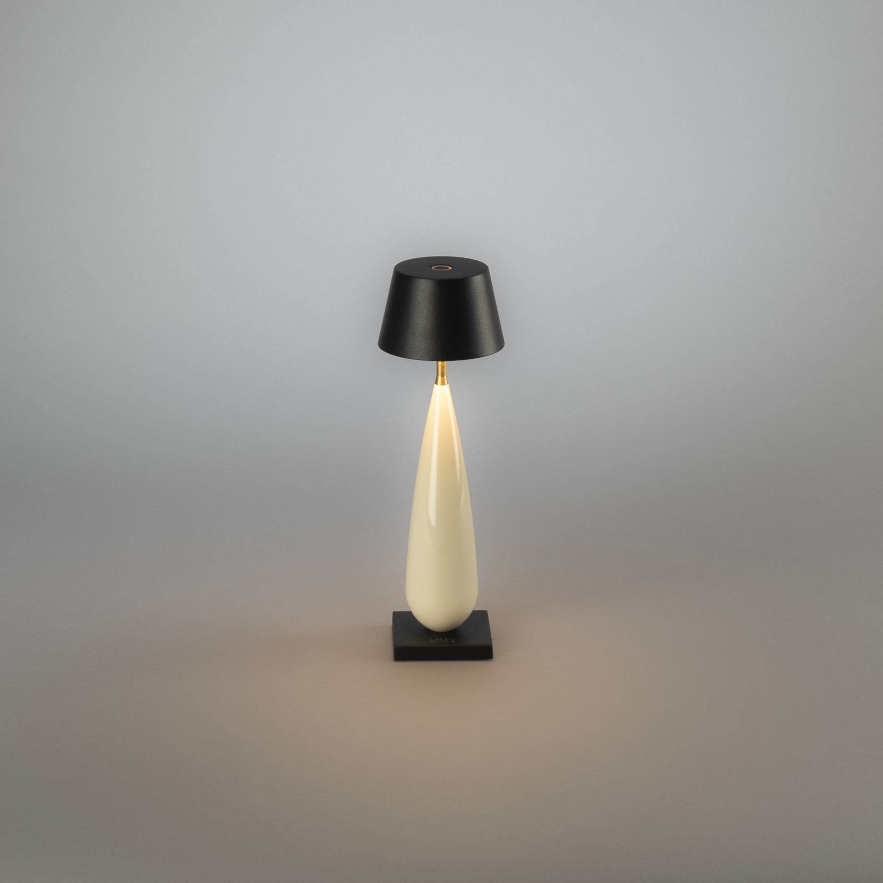 Portabel Lampa Gnosjö Konstsmide Frejus Bordslampa USB