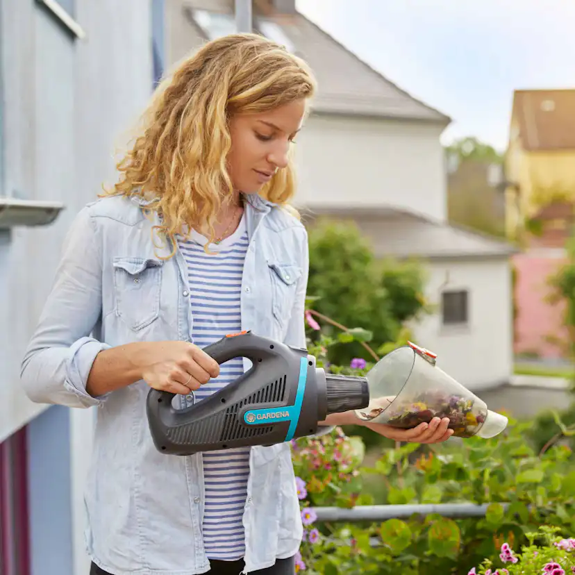 Utomhusdammsugare Gardena Handy EasyClean Li