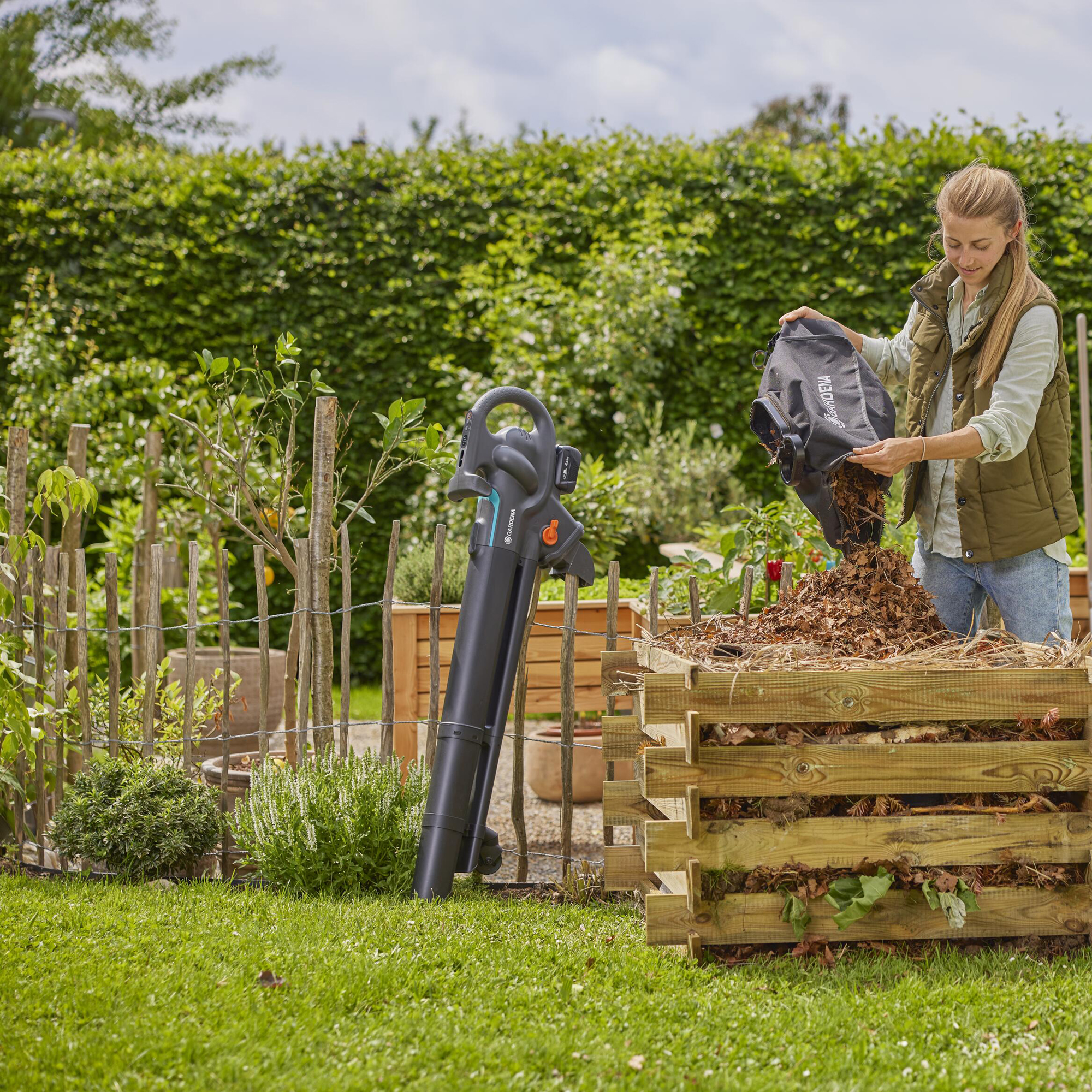 Lövblås/Sug Gardena PowerJet Collect 18V P4A Utan Batteri & Laddare
