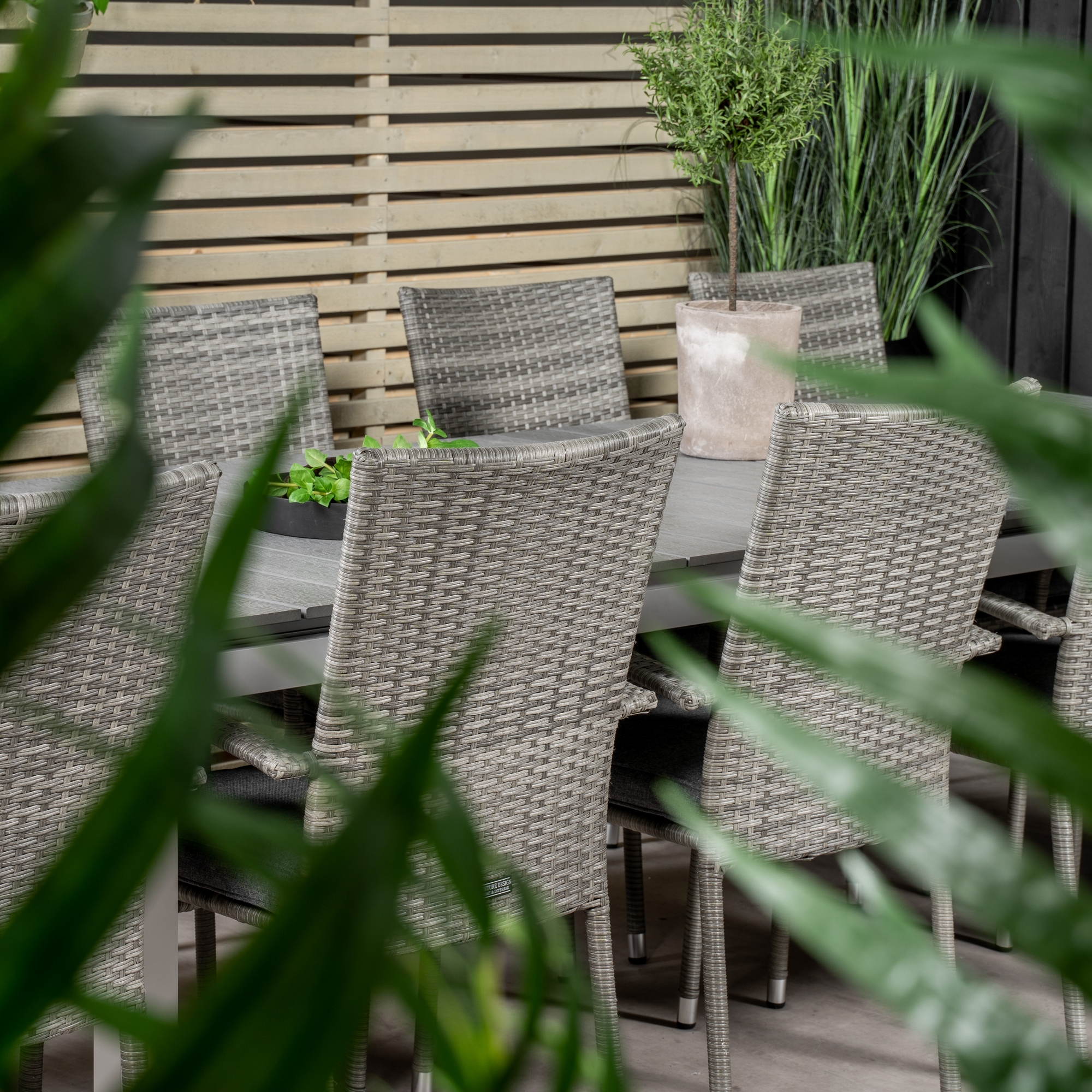 Levels Dining Table 224/324*100 - White Alu / Grey Aintwood Vit/Grå