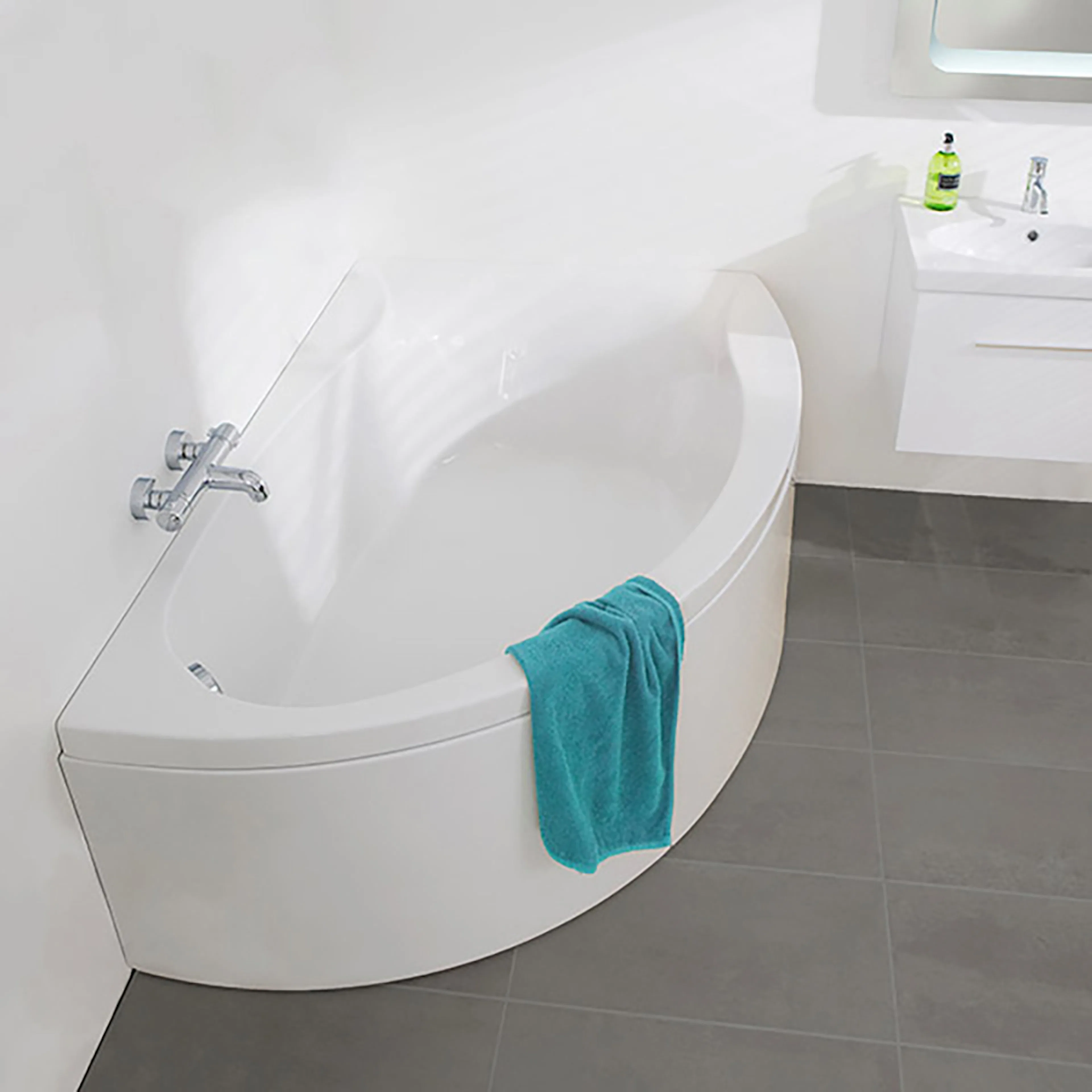Omega hörnkar 1700x1050mm med Carronite® Höger, Carronite®