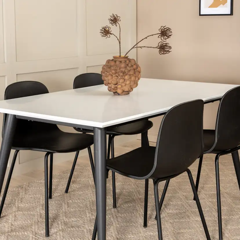 Matgrupp Venture Home Jolie med 4 Ardi Stolar