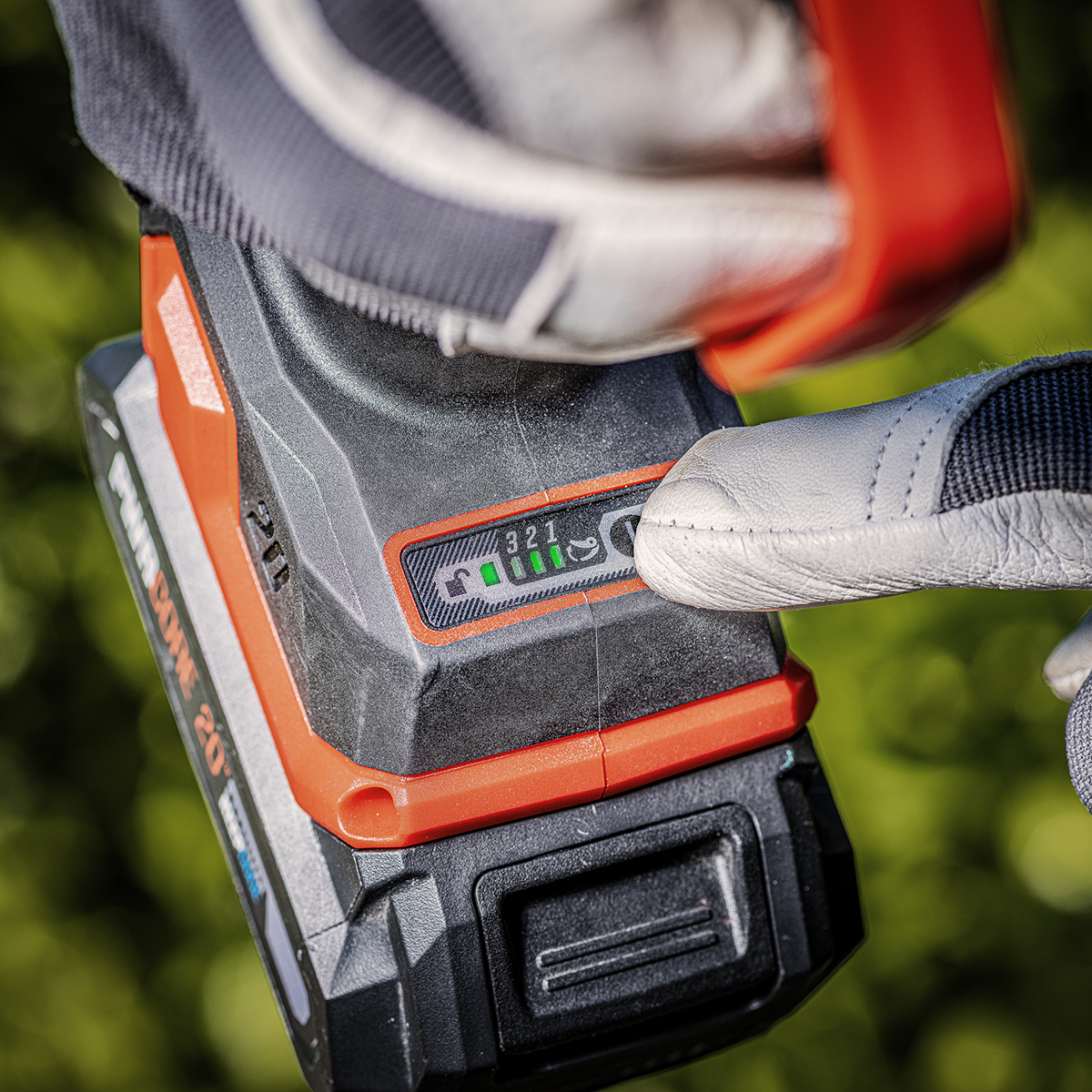 Grensax SKIL 0620 EA Kolborstfri Batteridriven