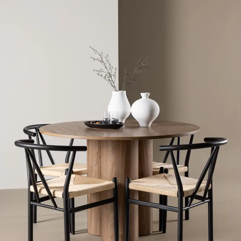 Matgrupp Venture Home Olivia Ø110 med 4 st Alfons Stolar