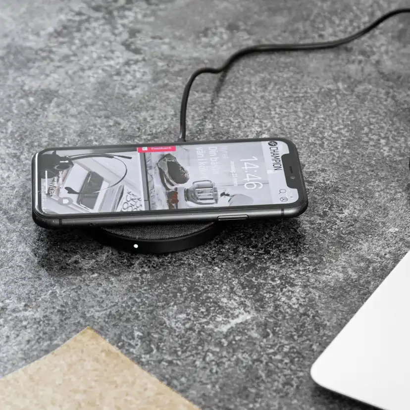 Trådlös Champion Laddare 10W QI Metall/Tyg