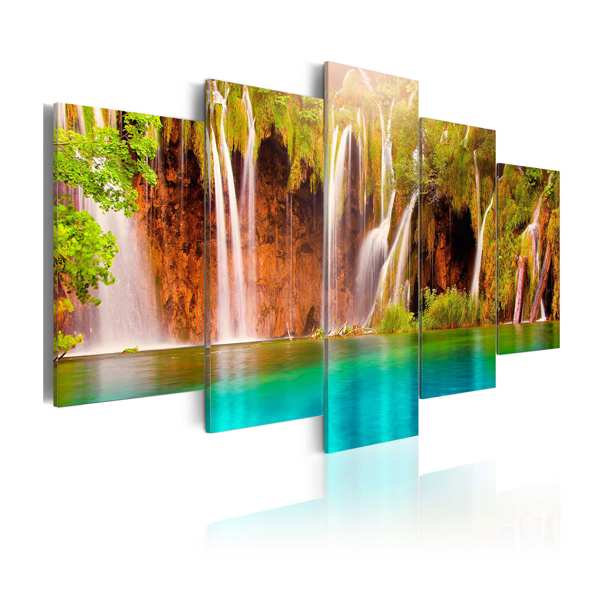 Tavla Arkiio Forest Waterfall