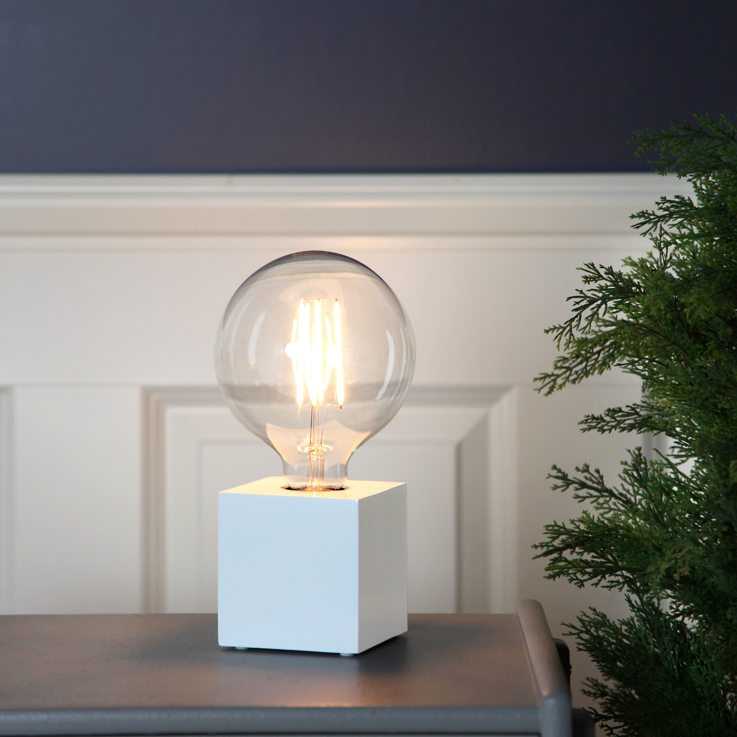 Lampfot Star Trading E27 Kub