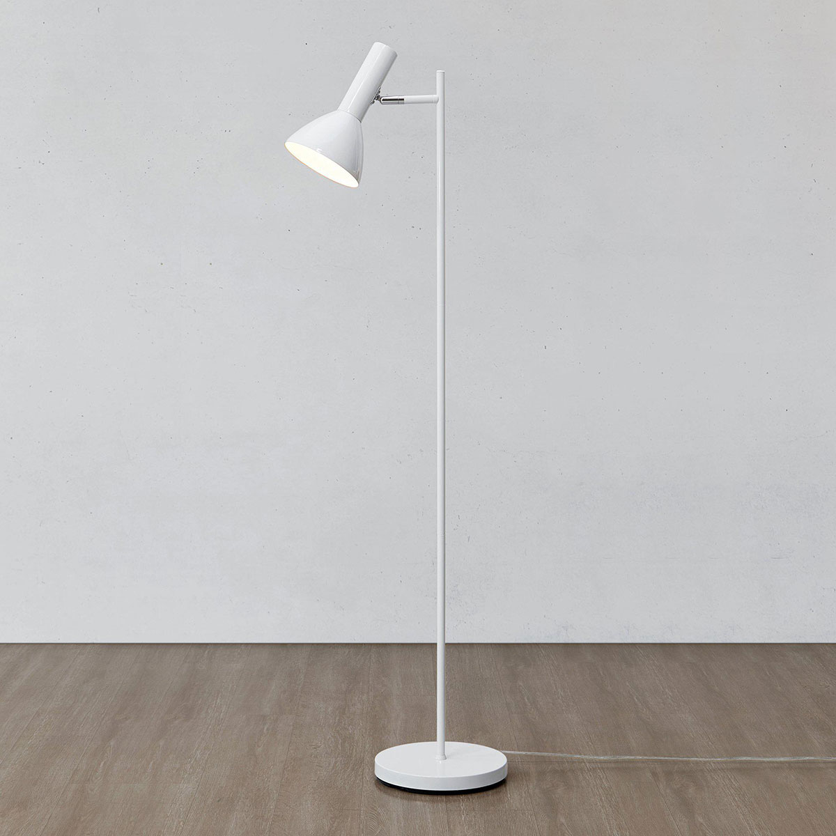 Golvlampa Markslöjd Metro