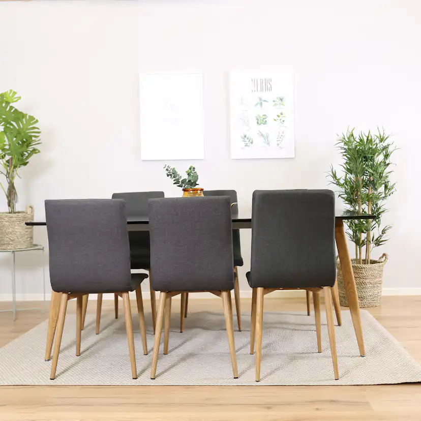 Matgrupp Venture Home Pobbie med 6 Walter Stolar