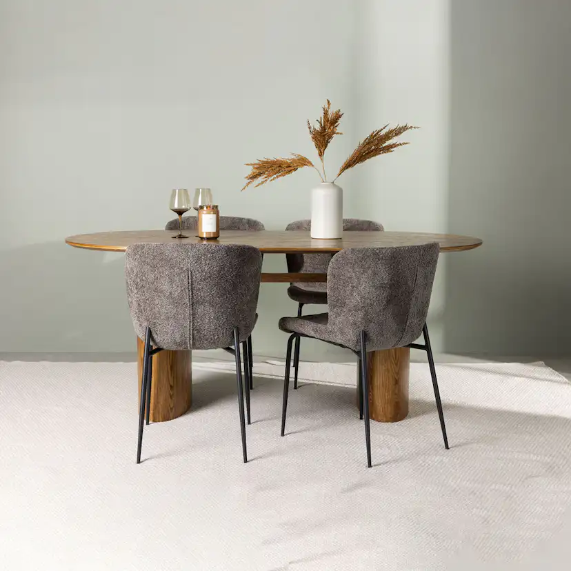 Matgrupp Venture Home Isolde med 4 Modesto Stolar