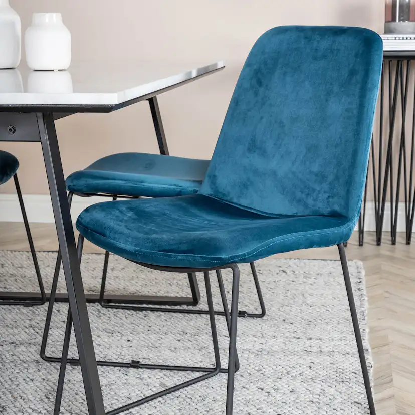Matgrupp Venture Home Estelle 140 med 4 Muscot Stolar