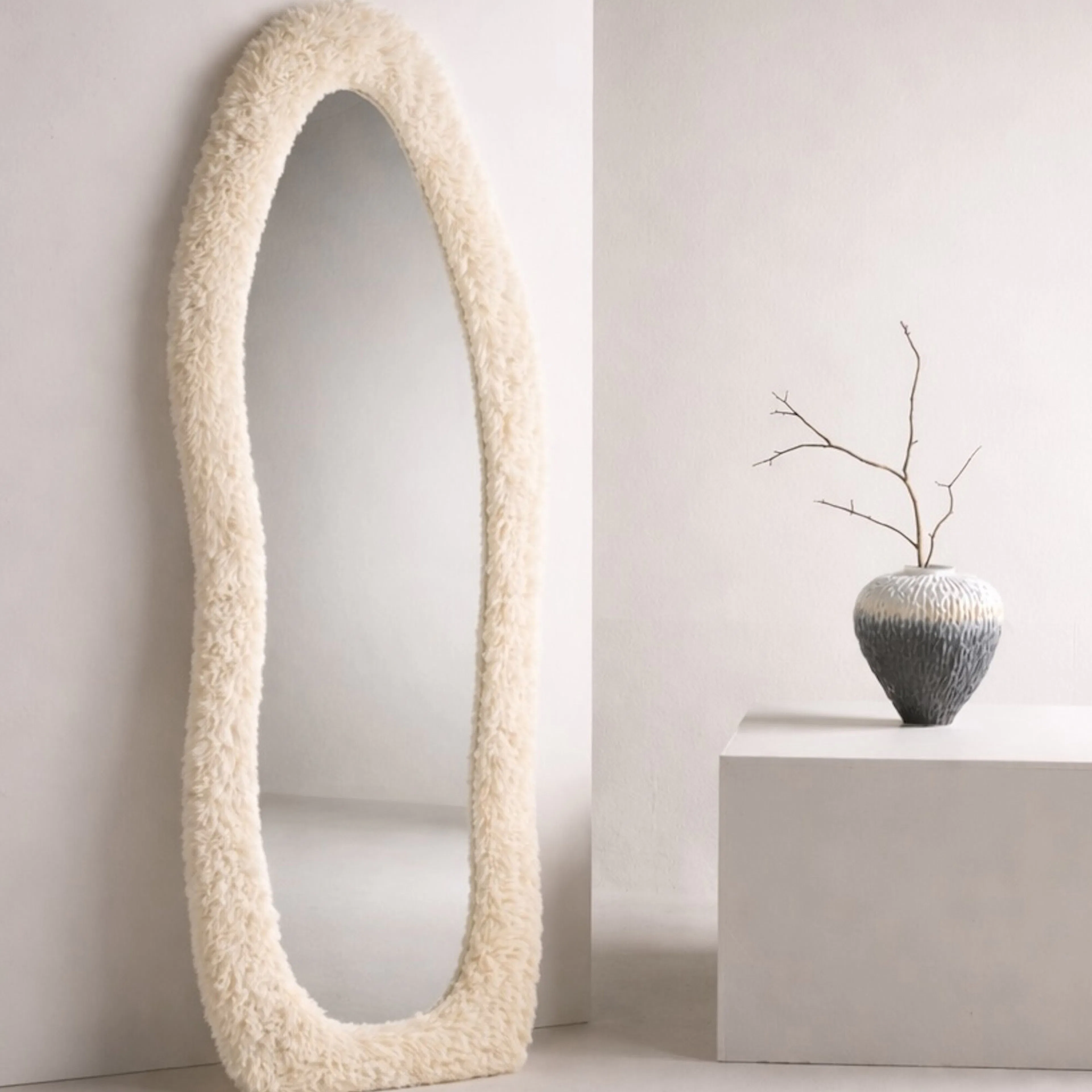 Mirza Mirror - 160*60cm - Beige Fake Fur / Glass 160 cm
