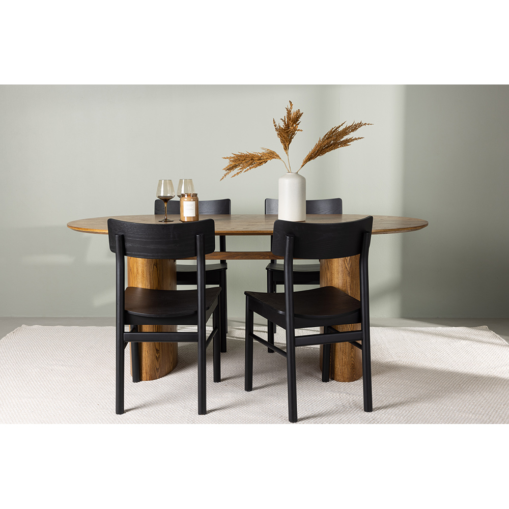 Matgrupp Venture Home Isolde med 4 Montros Stolar