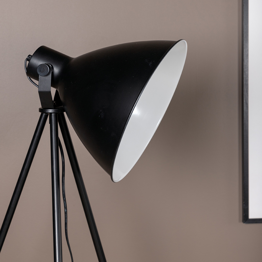 Tiv -Floor Lamp - Black/Black Svart