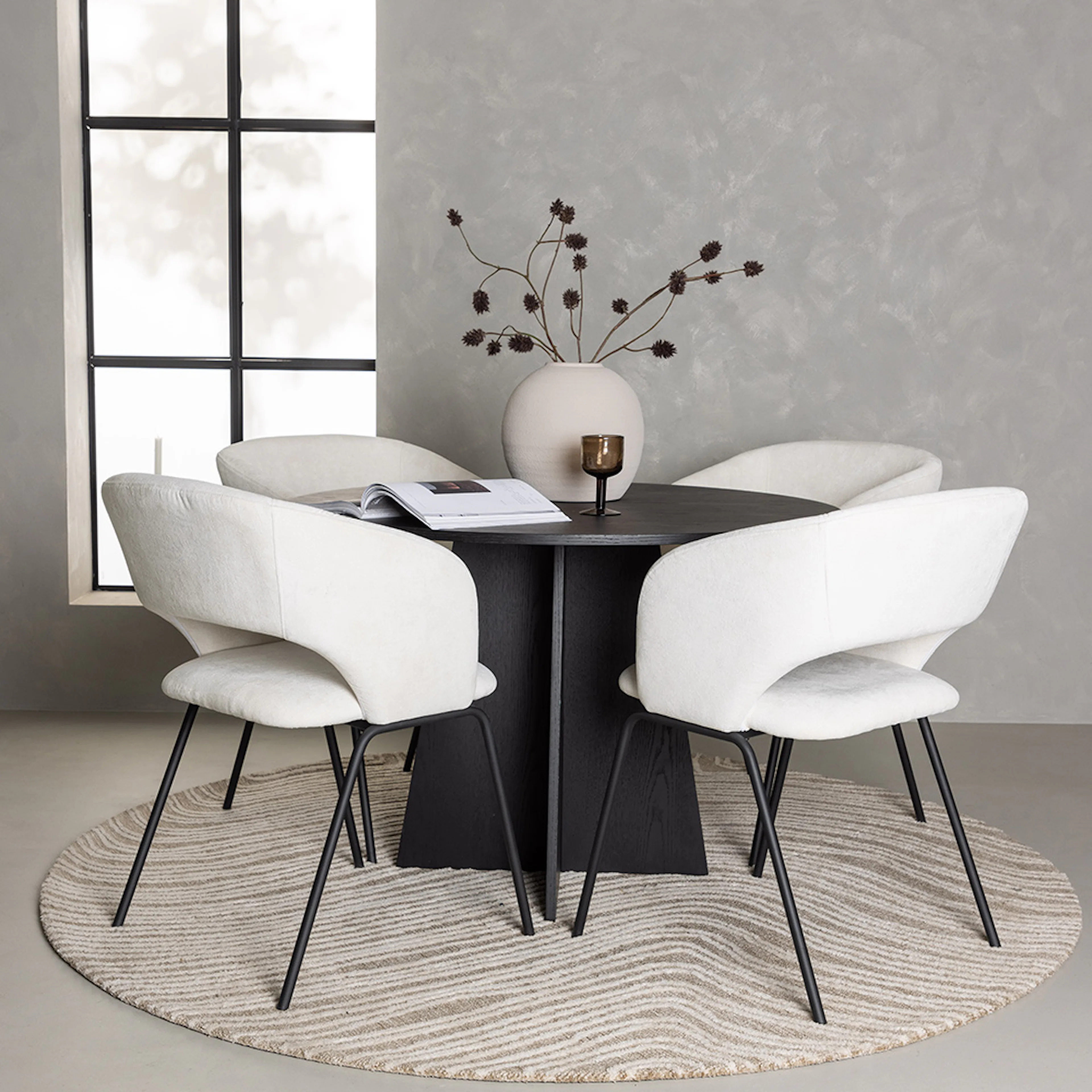 Matgrupp Venture Home Bootcut Ø110 cm med 4 st Day stolar