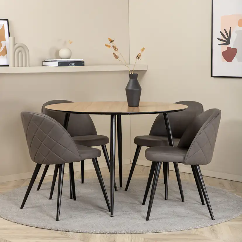 Matgrupp Venture Home Silvia med 4 Valentina Stitcthes Stolar Mikrofiber