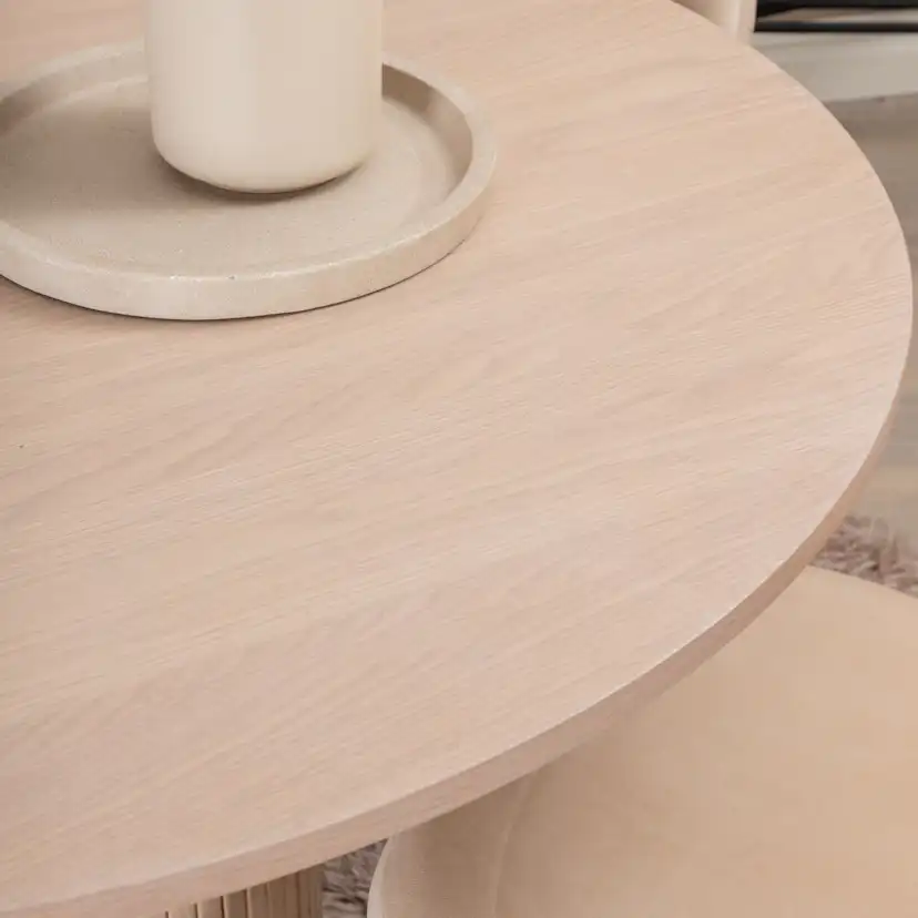 Matgrupp Venture Home Bianca Rund med 4 Valentina Stitcthes Stolar Sammet