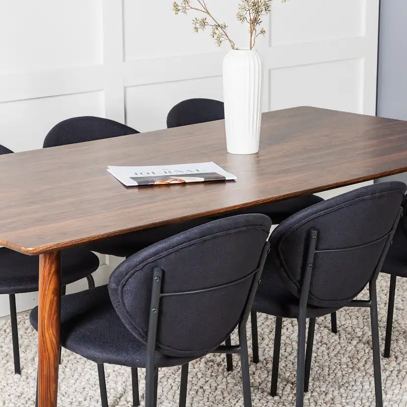 Matgrupp Venture Home Pobbie med 6 Valor Stolar