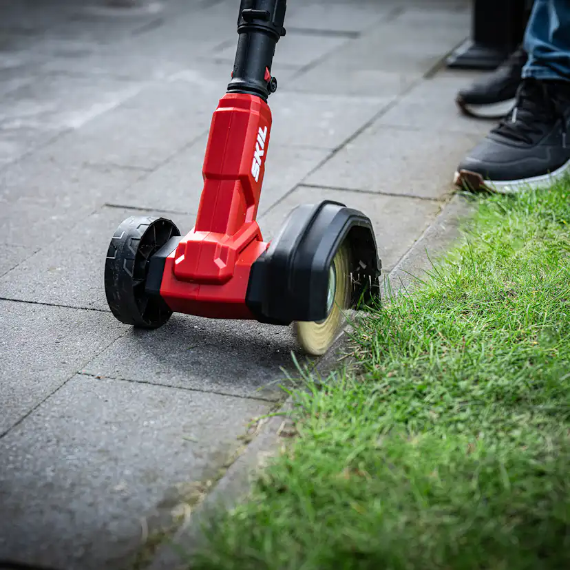 Ogräsborste SKIL 0661 CA Kolborstfri Batteridriven