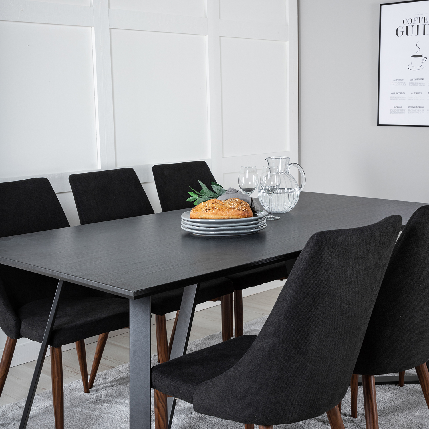 Marina Table - Black top /Leone Chair - Black Fabric_6 Svart/Svart/Valnöt