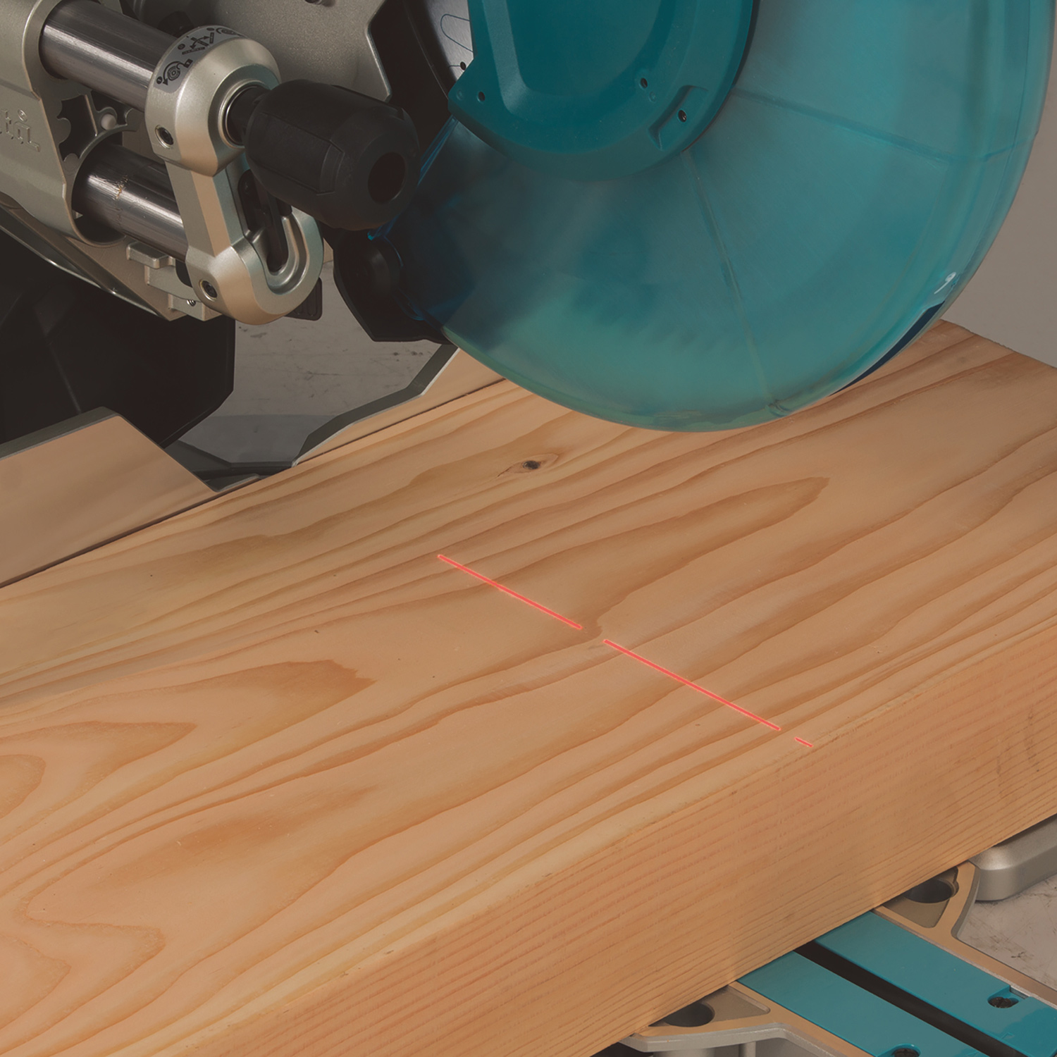 Kap- och Gersåg Makita LS1219L