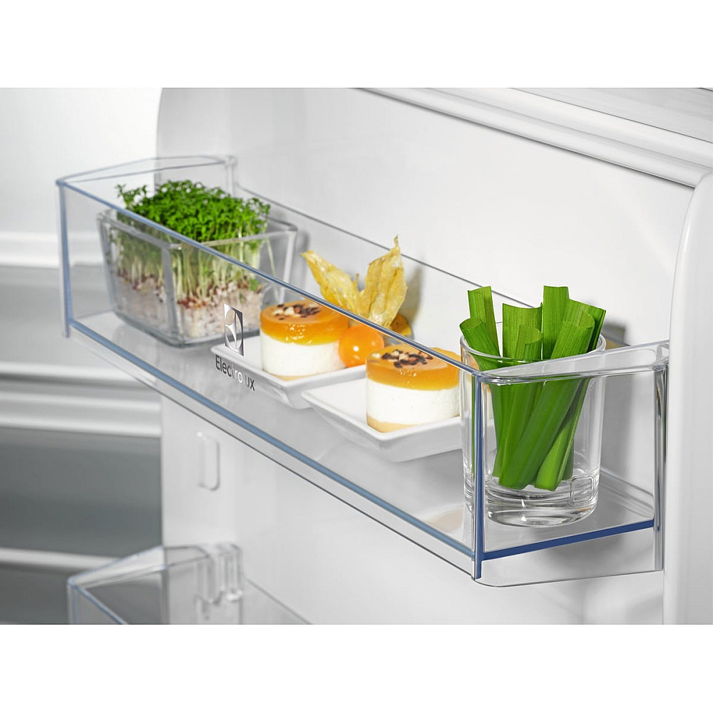 Kylskåp Electrolux ERD6DE18C DynamicAir 310L Energi E