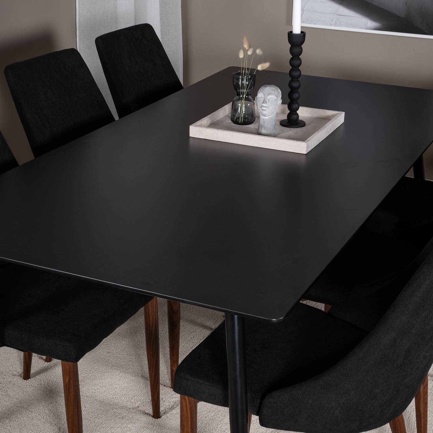 Matgrupp Venture Home Silvia med 6 Laura Stolar Polyestertyg